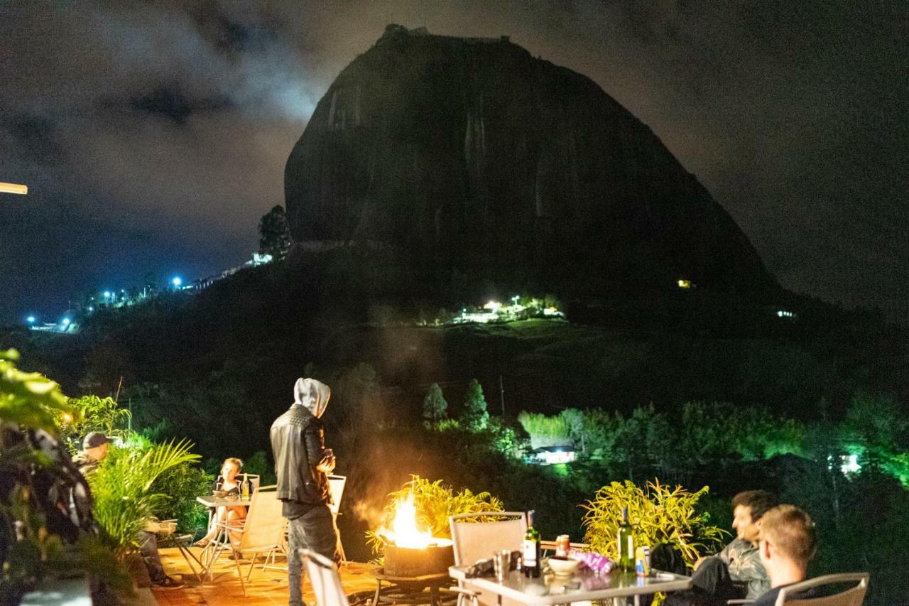 Casa Galeria Guatape Villa Esterno foto