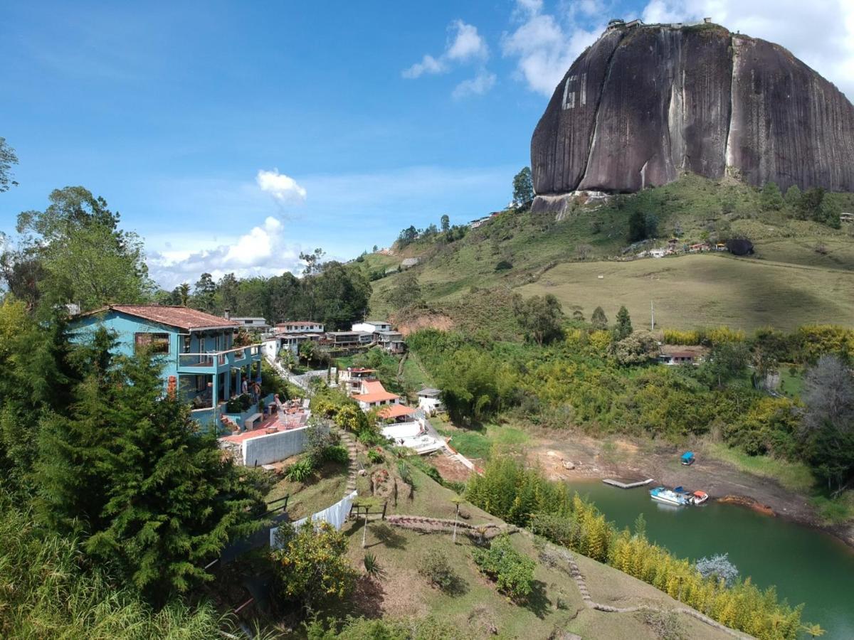 Casa Galeria Guatape Villa Esterno foto